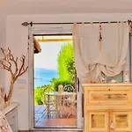 La Casa Delle Conchiglie * Capo Coda Cavallo
