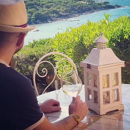 La Casa Delle Conchiglie * Capo Coda Cavallo