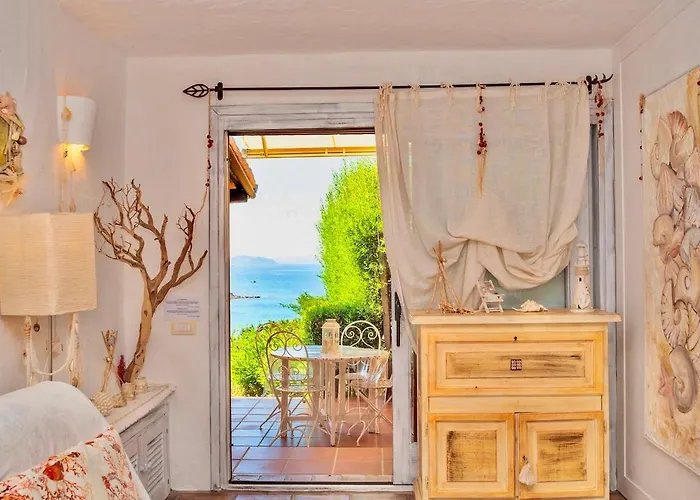 La Casa Delle Conchiglie * Capo Coda Cavallo